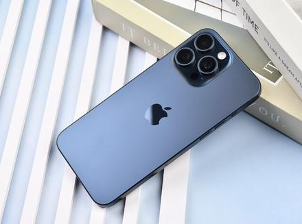 忻城苹果维修点分享iPhone 15 Pro Max锁屏密码玩机解析 